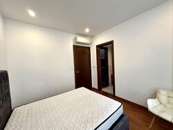 Holland Link (D10), Terrace #592487641